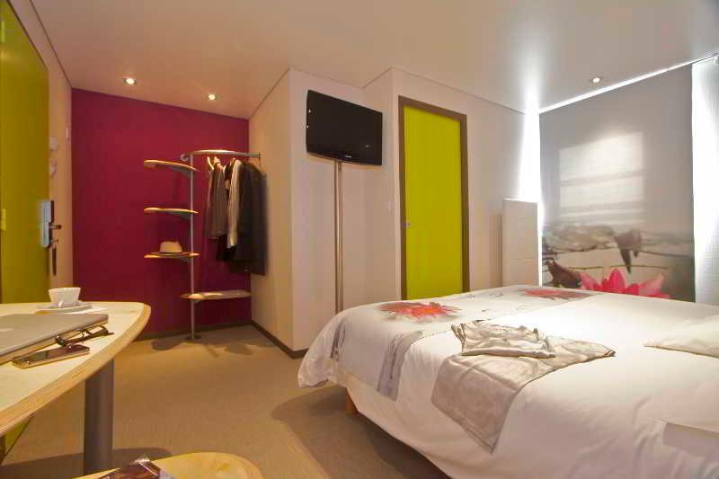 Hotel Novalis Quimperle Exterior photo