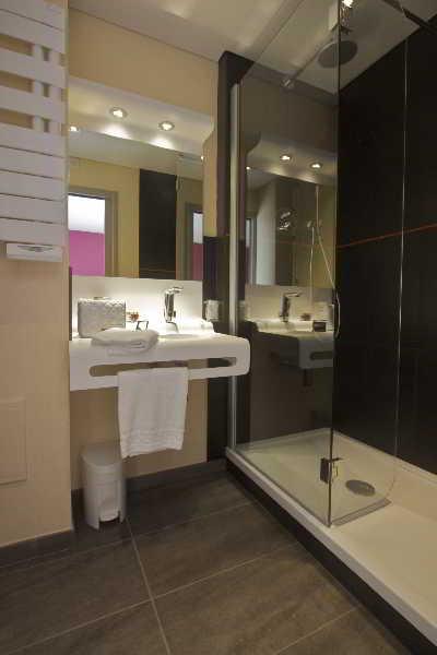 Hotel Novalis Quimperle Exterior photo